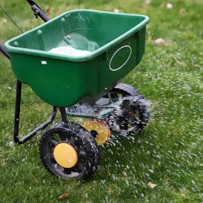 Walk spreader